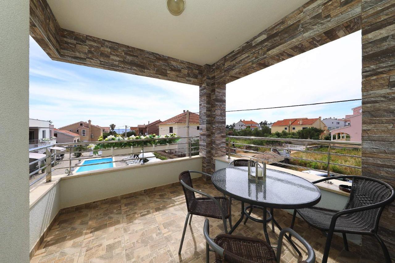 Apartments Punta Привлака Екстериор снимка
