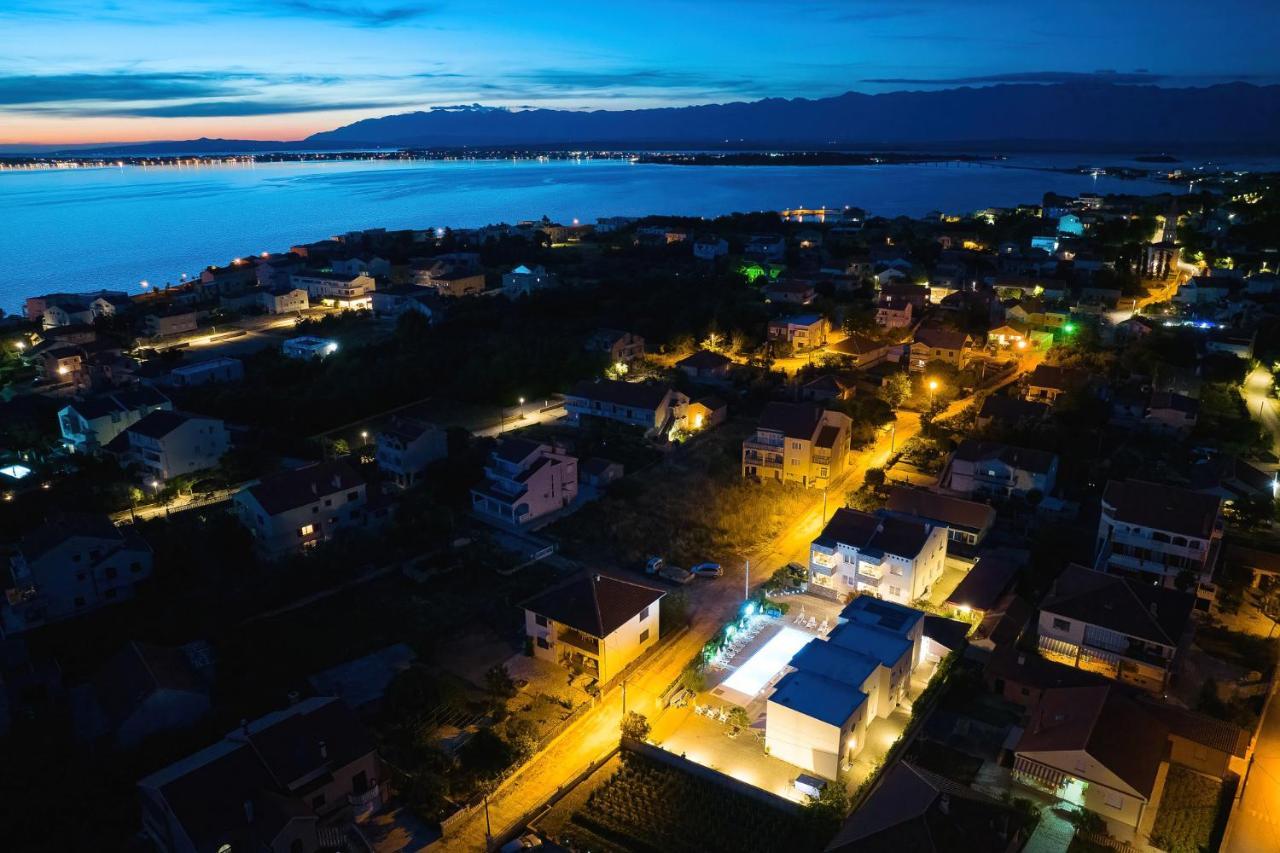 Apartments Punta Привлака Екстериор снимка